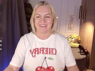 YolandaKiss