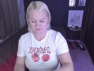  yolandakiss chat room