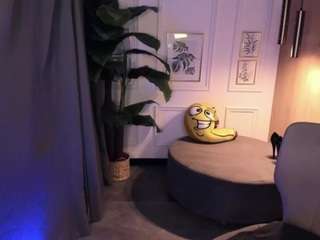 yolandakiss Live Webcam on CamSoda