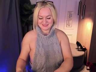 yolandakiss Live Webcam on CamSoda