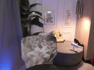 yolandakiss Live Webcam on CamSoda