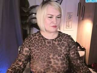 yolandakiss live cam profile