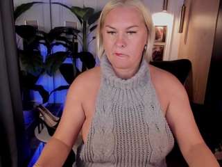 yolandakiss