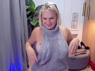 YolandaKiss's Live Sex Cam Show