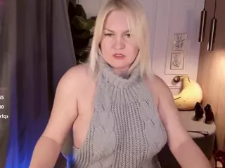 YolandaKiss's Live Sex Cam Show
