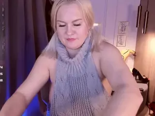 YolandaKiss's Live Sex Cam Show