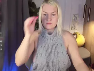 YolandaKiss's Live Sex Cam Show
