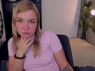 belladreamy Live Webcam on CamSoda