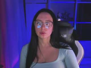 christymia from CamSoda