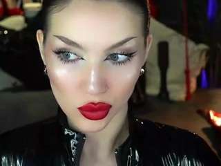 le modèle goddessdarsy est en webcam porno dans un show sur le site camsoda, il possède les tags suivants: ass,smoke,kinky,latex,lovense,lush,mistress,no drinking,pegging,sexy,smoking,jerk-off-instruction,solo show,spank,sph,stockings,strapon,tease,toys,voyeur