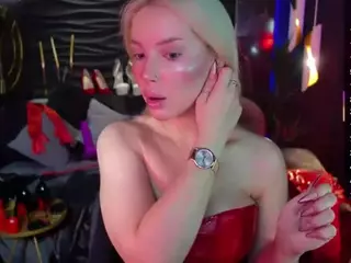 GoddessDarsy's Live Sex Cam Show