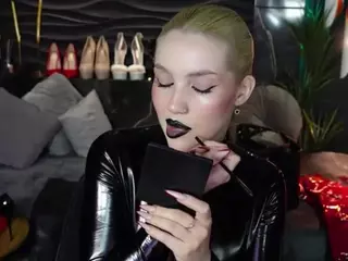 GoddessDarsy's Live Sex Cam Show