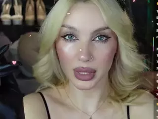 GoddessDarsy's Live Sex Cam Show