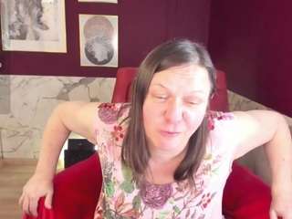 kellyperfect live cam profile