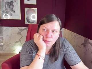 kellyperfect's CamSoda show and profile