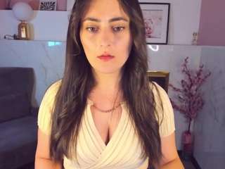 kyliemellow Live Webcam on CamSoda