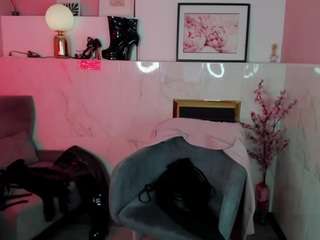kyliemellow webcam