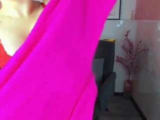 kyliemellow webcam model