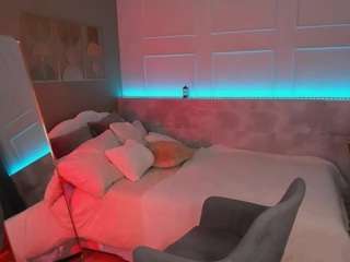 kyliemellow live cam profile