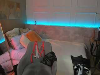 kyliemellow webcam