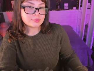 lilacmuse's CamSoda show and profile