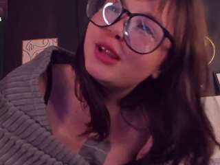 lilacmuse webcam