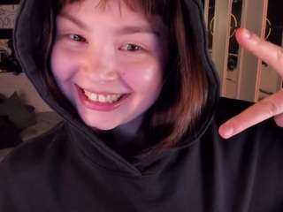 lilacmuse Live Webcam on CamSoda