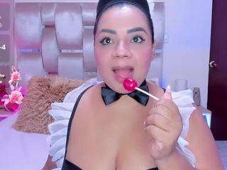 MelanyShayk