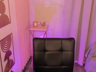 milenamellow's live room