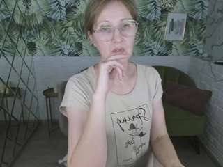 Live Sex Chat with ParisCherry (@parischerry)