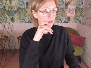 parischerry Live Webcam on CamSoda