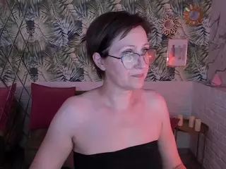 ParisCherry's Live Sex Cam Show