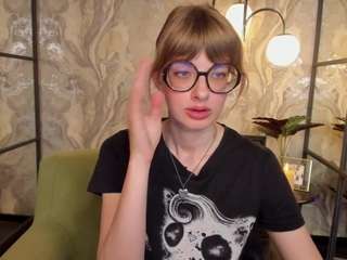 Ten model jest teraz na żywo. rubytwinkle
