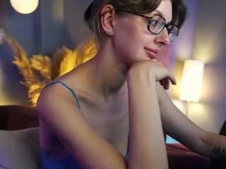rubytwinkle webcam model