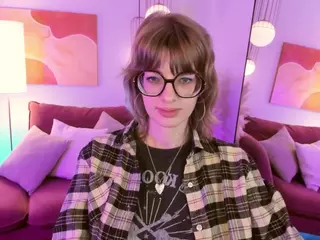 RubyTwinkle's Live Sex Cam Show