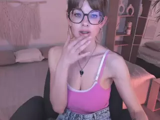RubyTwinkle's Live Sex Cam Show