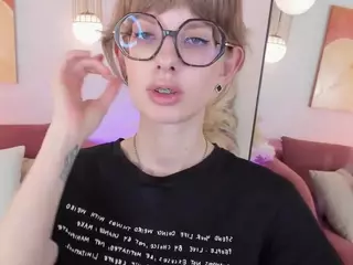 RubyTwinkle's Live Sex Cam Show