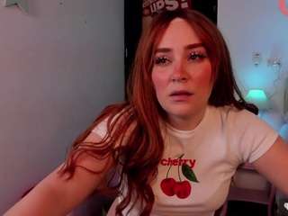 sofigray's CamSoda show and profile