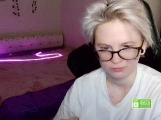 Checkout adorable performer Gretta-mrr and her au naturel build gretta-mrr from CamSoda