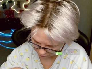 gretta-mrr Live Webcam on CamSoda