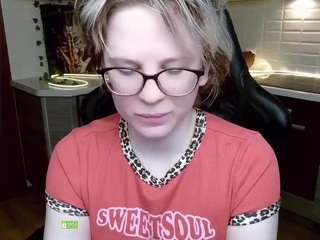 le modèle gretta-mrr est en webcam porno dans un show sur le site camsoda, il possède les tags suivants: anal,heels,toys,tease,tattoo,solo,saliva,public,pantyhose,natural,lush,lovense,ass,living room,hairy,blowjob,bedroom,bigboobs,bj,fuckmachine