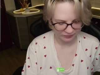 Gretta-mrr's cam show statistics and live stream