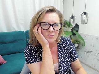 leapure Live Webcam on CamSoda