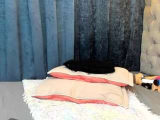  nahiroby-ebony chat room