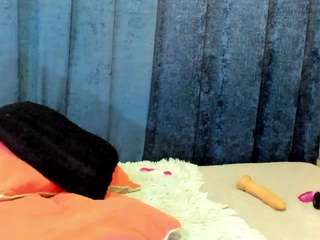 nahiroby-ebony from CamSoda is Freechat