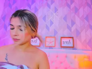 Abbie-Jones's Live Sex Cam Show