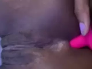 NAUGHTIENYAH's Live Sex Cam Show