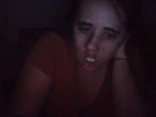 annarose19's CamSoda show and profile