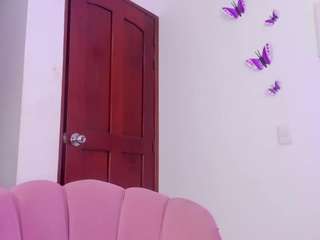 charlotte-250 Live Webcam on CamSoda