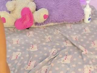 charlotte-250 live cam profile